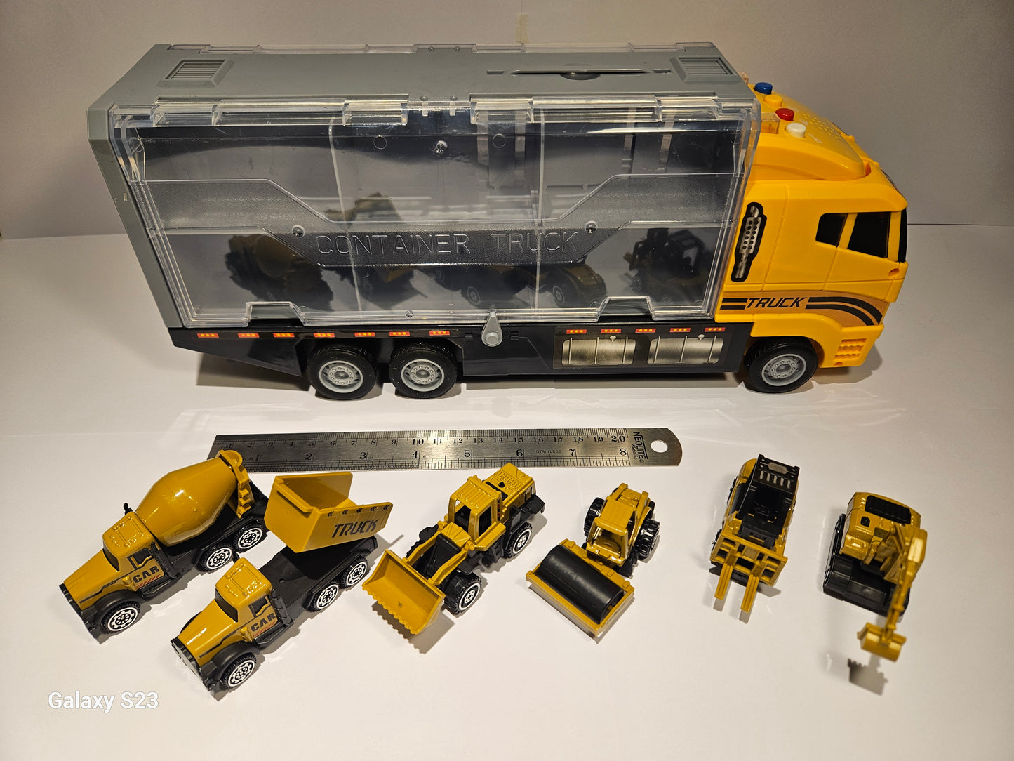Camión Transportador de Construcción